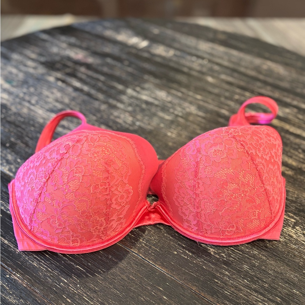 Olga Coral Lace Push-Up Bra